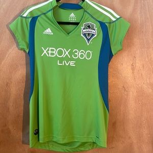 Women’s Seattle Sounders jersey size large